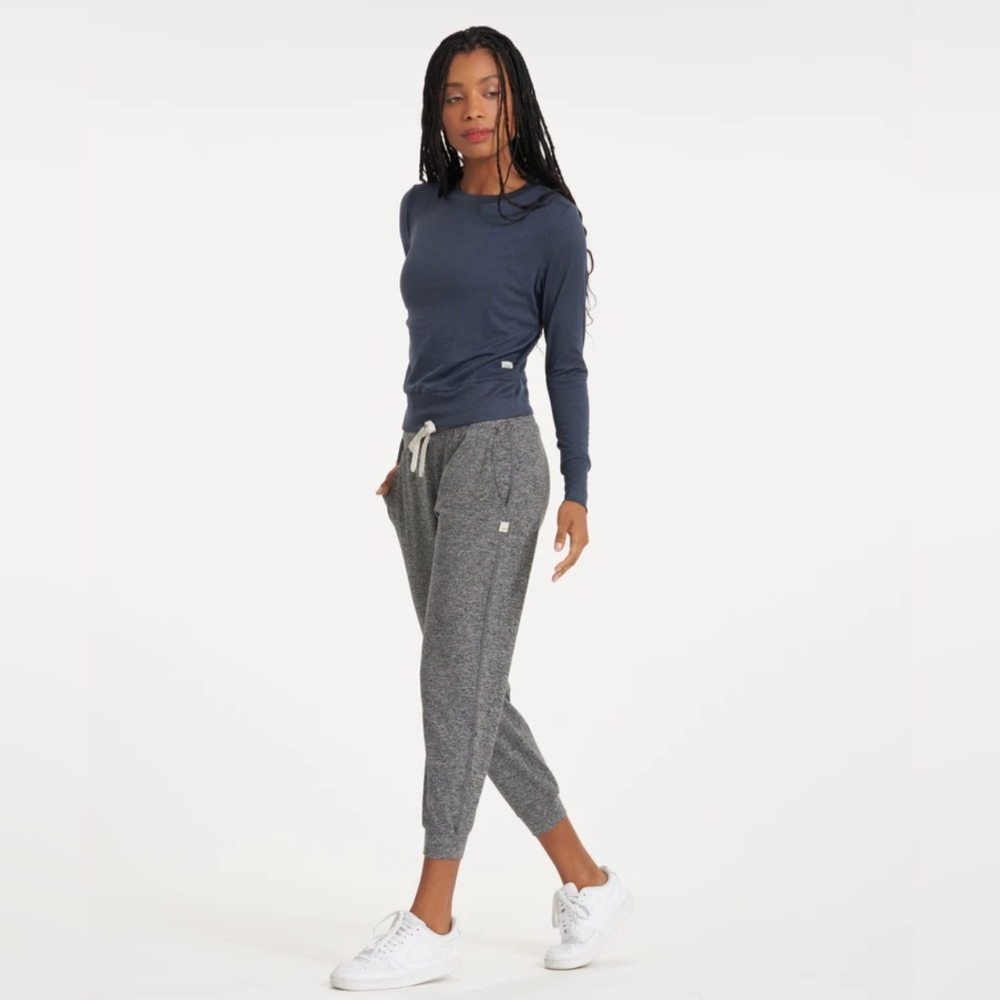 Vuori women's performance joggers